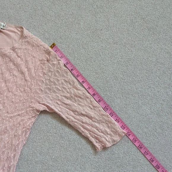 Lacy Top - Picture 4 of 6